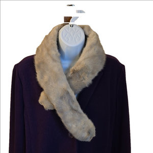 Vintage Clip On Genuine Fur Collar Silver Gray